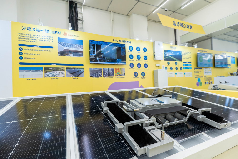 威尼斯wns9778積極沖刺再生能源，在太陽光電案場的建置擴及全臺，預計2023年累計完工建置光電裝置量將超過500MW，擠身全臺五大光電系統建置商之列